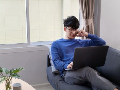 A man wearing computer progressive lenses.